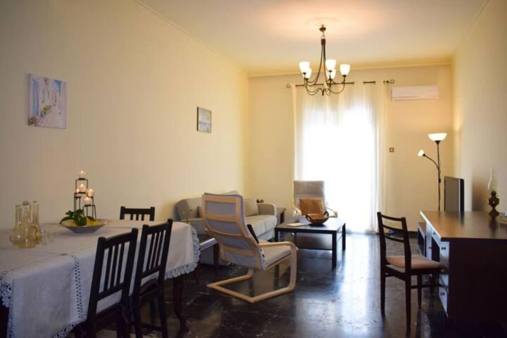 Marble Cool 2-Bedroom Down Town Yard House Kíssamos Exterior foto
